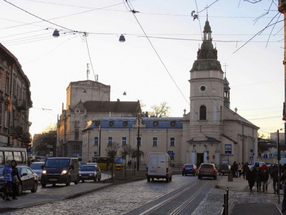 Квартира В Центрі На Вулиці Шевченка 12 Дуже Комфортна Недалеко Біля Вокзалу Lviv Kültér fotó